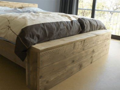 Steigerhouten bed tweepersoons