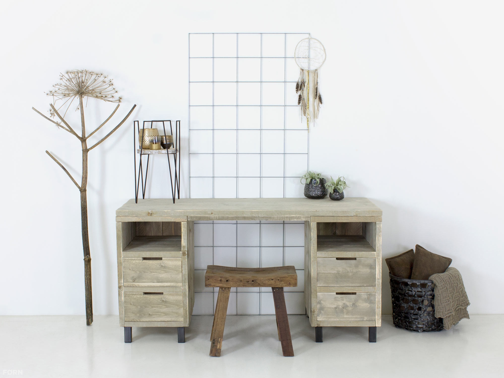 Automatisering Varken burgemeester Steigerhouten bureau met laden - www.steigerhoutenmeubelshop.nl