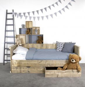 Steigerhouten kajuitbed