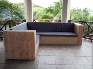 Steigerhouten loungebank met hoek
