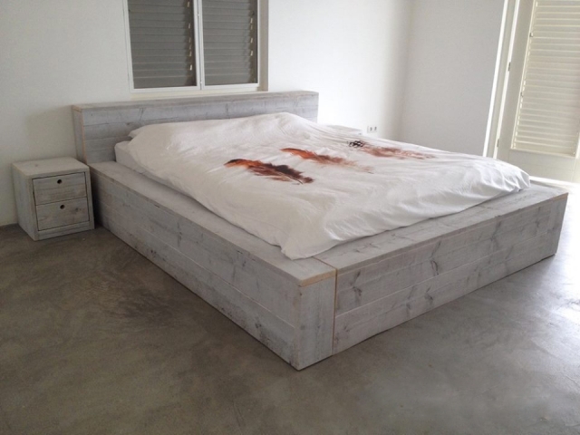 Steigerhouten bed white wash