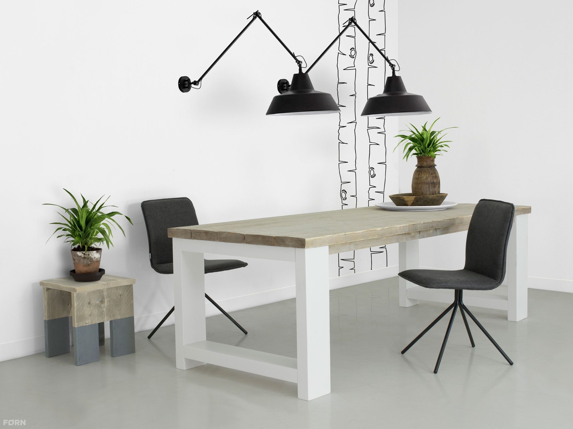 Steigerhouten tafel met dikke planken Millau Steigerhouten tafel met dikke planken Millau