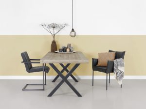 Industriele tafel Tibbe steigerhout en staal