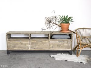 Industriele TV meubel Jill staal en hout