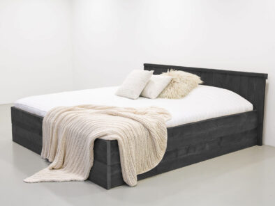Steigerhout bed blackwash